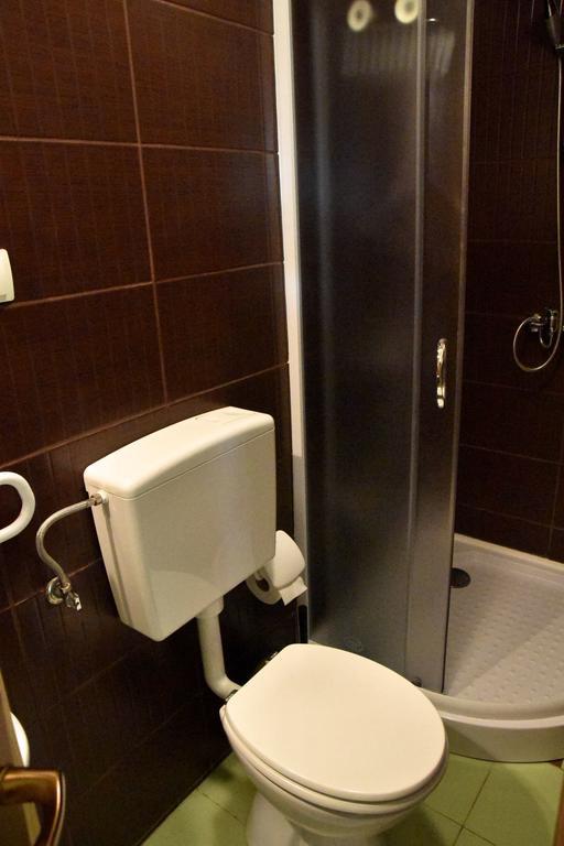 Hostel Kvarner- Private Rooms & Dorms ริเยกา ห้อง รูปภาพ