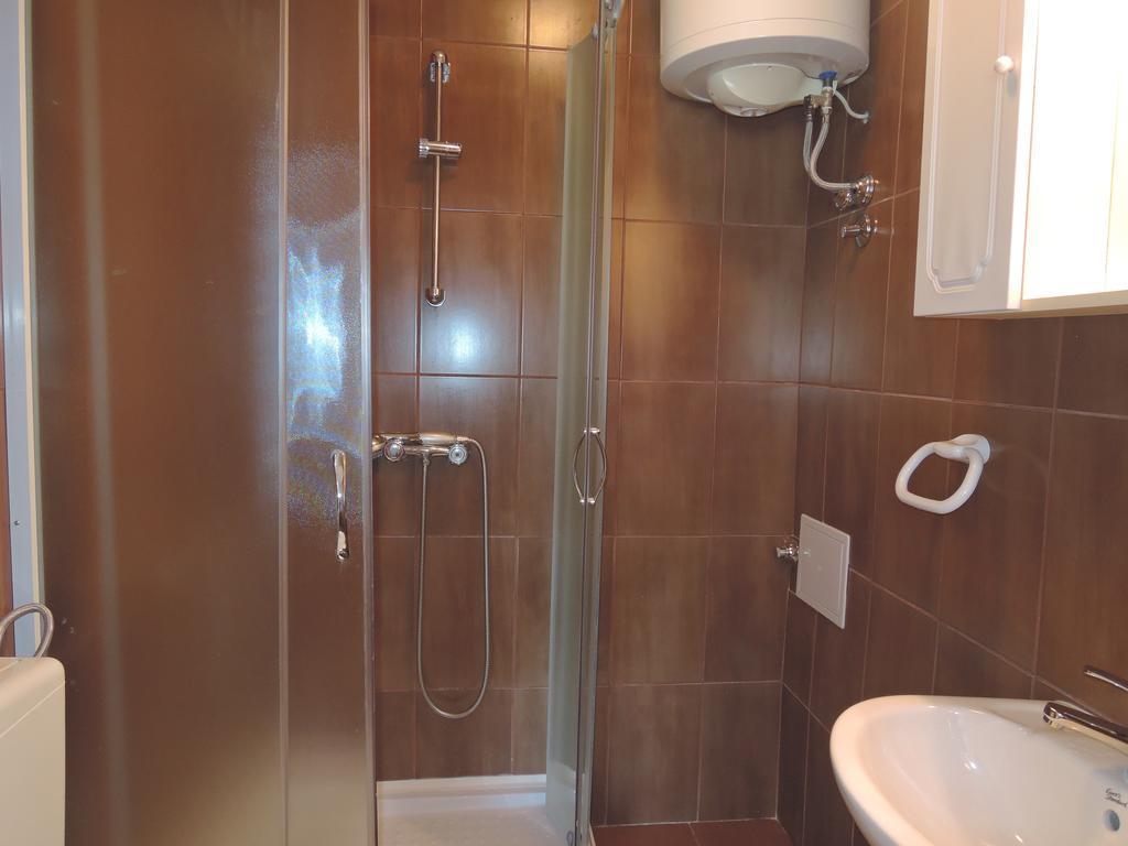 Hostel Kvarner- Private Rooms & Dorms ริเยกา ภายนอก รูปภาพ