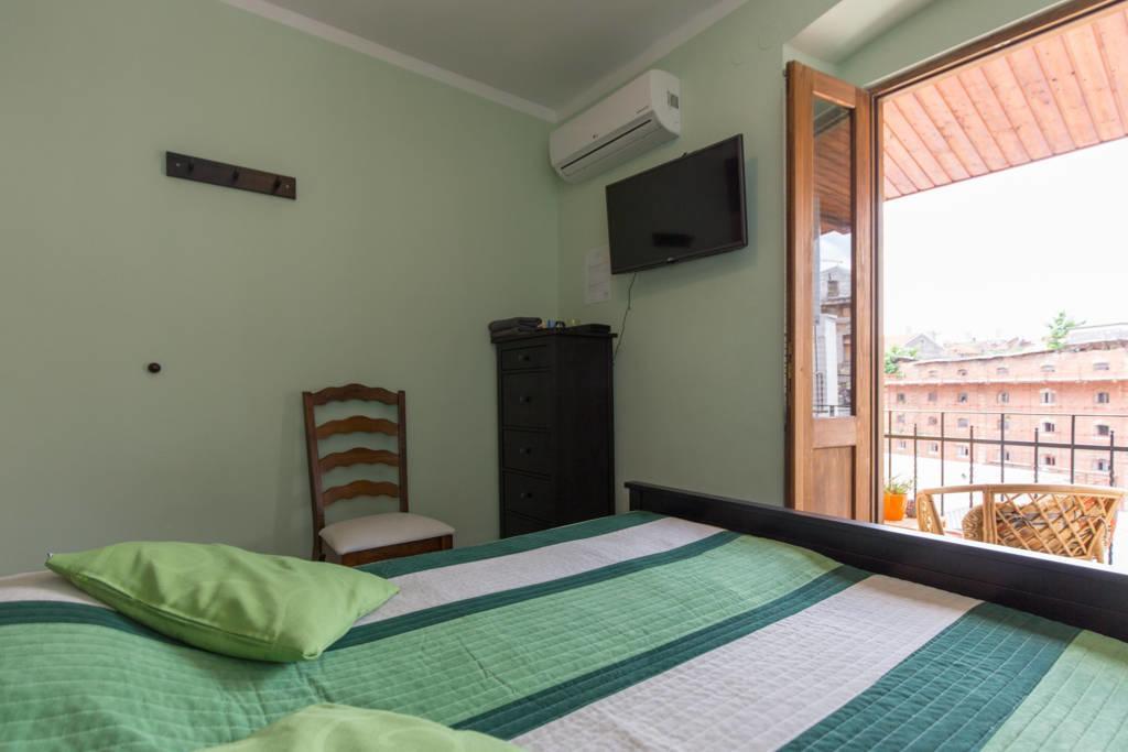 Hostel Kvarner- Private Rooms & Dorms ริเยกา ภายนอก รูปภาพ