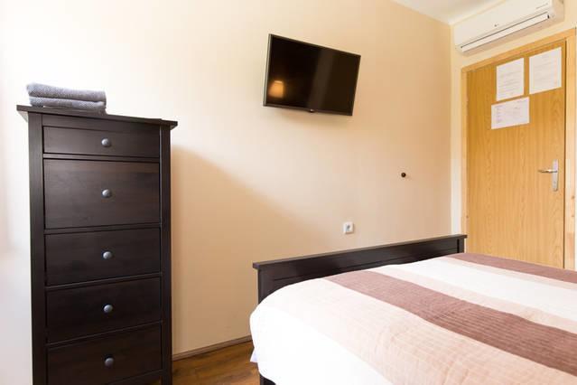 Hostel Kvarner- Private Rooms & Dorms ริเยกา ภายนอก รูปภาพ